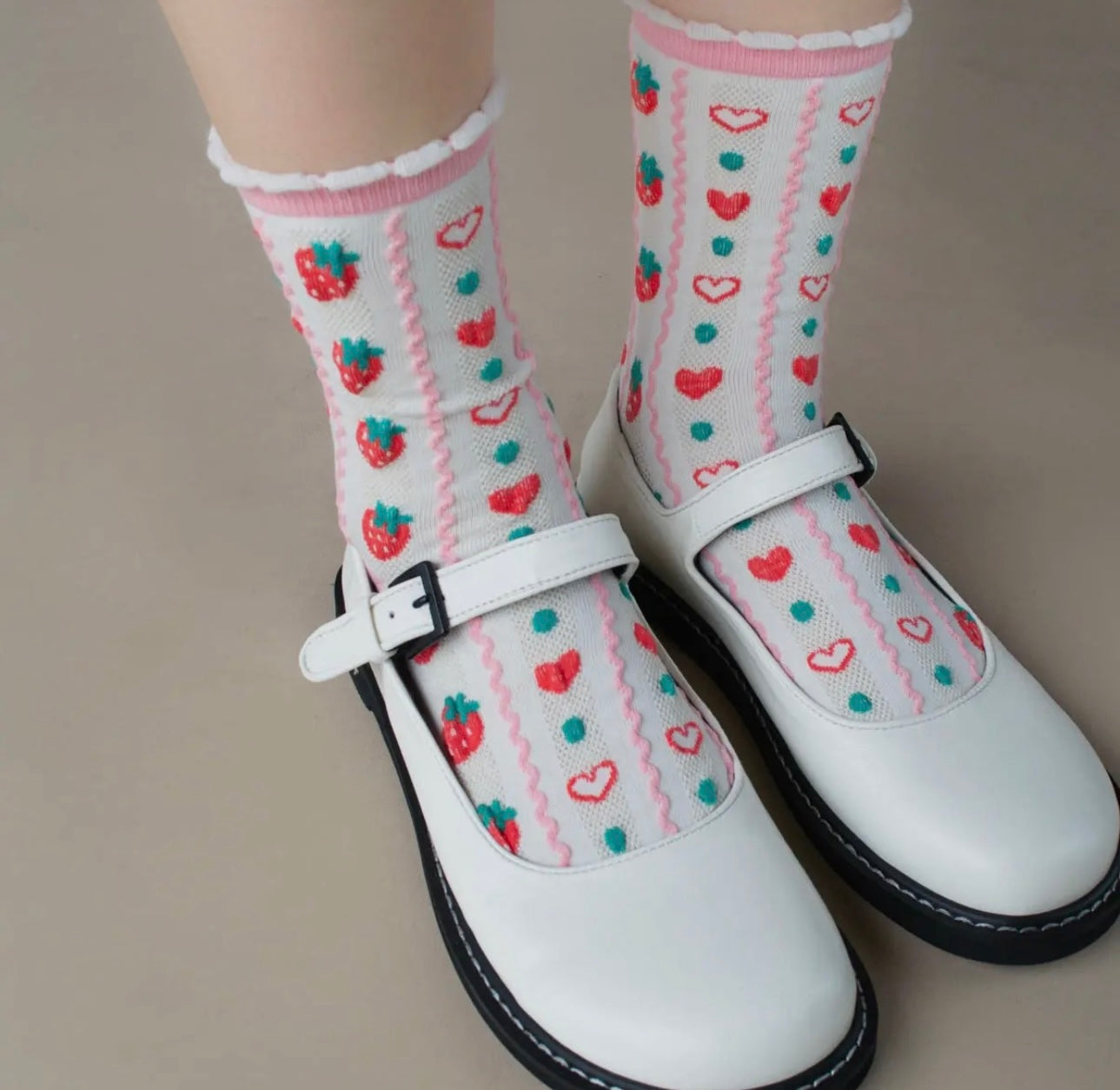 Retro Strawberry Casual Socks