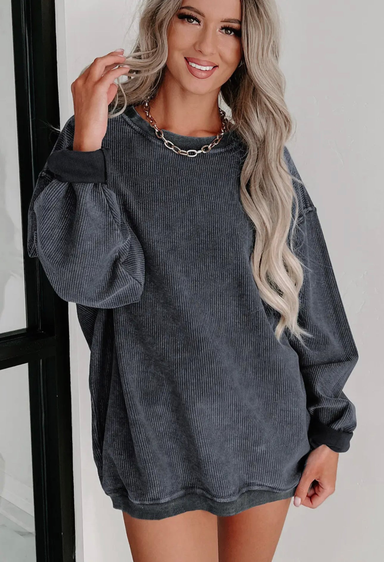 Solid Ribbed Knit Round Neck Pullover Sweatshirt