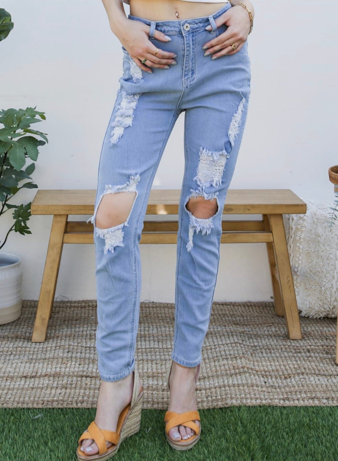 Stretch Skinny Distressed Jeans